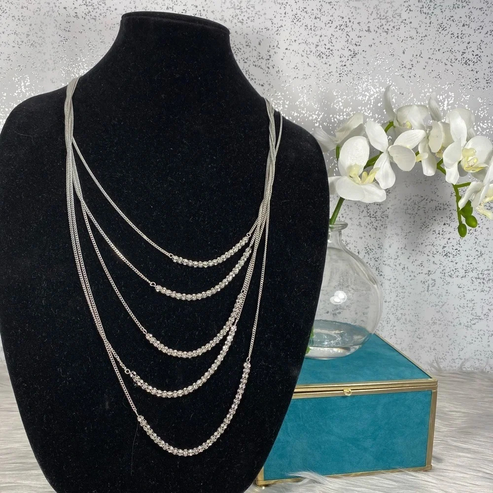 🆕 Simply Vera Wang Silver & Rhinestone Necklace